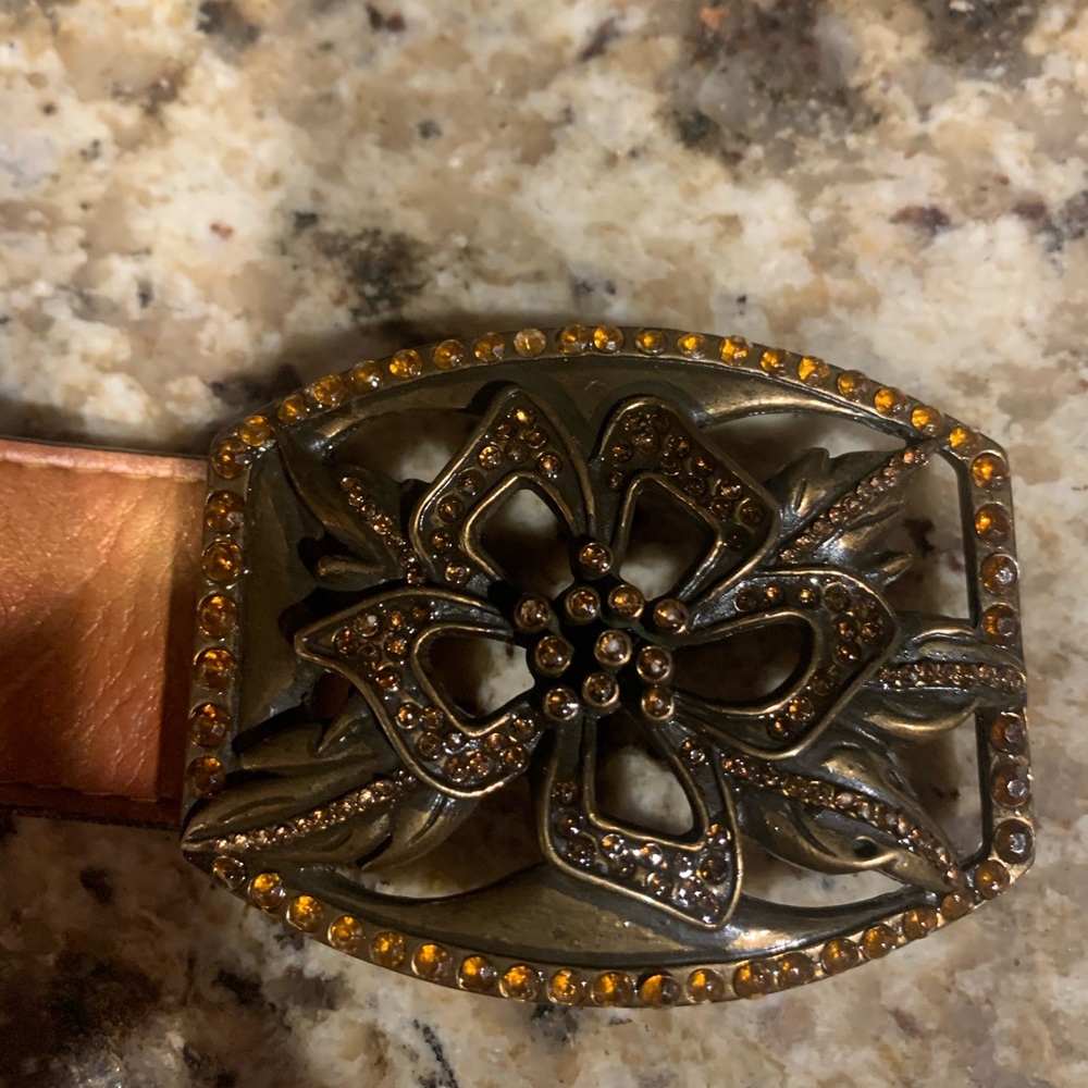 Belt - Picture 2 of 3
